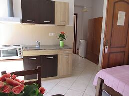Athina Rooms