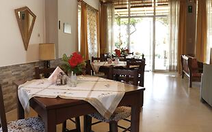 Athina Rooms