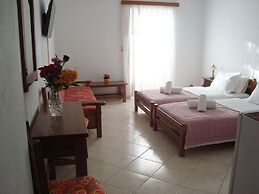 Athina Rooms
