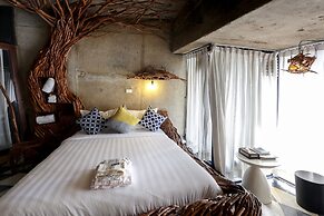 Mo Rooms