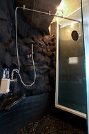 Mo Rooms