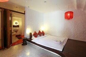 Mo Rooms