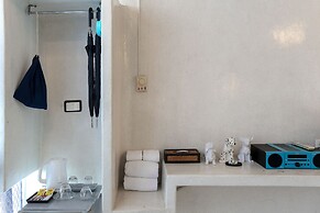 Mo Rooms