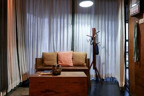 Mo Rooms