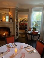 Bridgehampton Inn