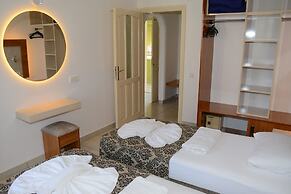 Almera Park Apart Hotel