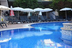 Almera Park Apart Hotel