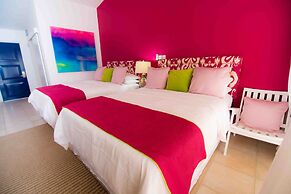 Blue Lagoon Hotel & Marina