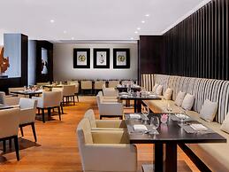 Pullman Dubai Creek City Centre Residences