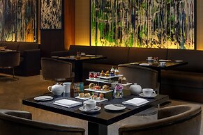 Pullman Dubai Creek City Centre Residences