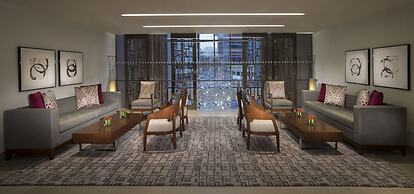 Pullman Dubai Creek City Centre Residences