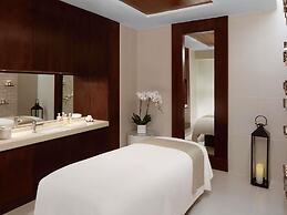 Pullman Dubai Creek City Centre Residences