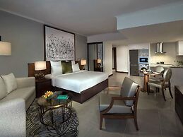 Pullman Dubai Creek City Centre Residences