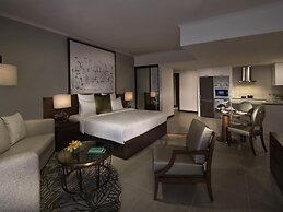 Pullman Dubai Creek City Centre Residences