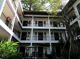 296 The Radtanaiya Residence