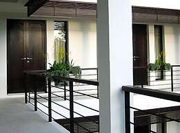 296 The Radtanaiya Residence