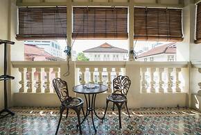 PalanquInn Heritage Suites