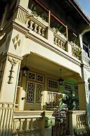 PalanquInn Heritage Suites