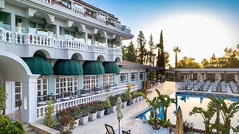 Rose Garden Premium Hotel