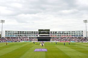 Hilton Southampton - Utilita Bowl