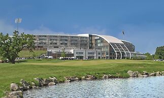 Hilton Southampton - Utilita Bowl