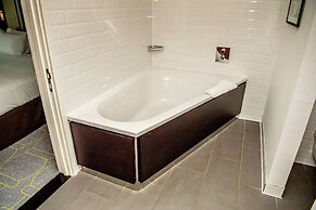Hilton Southampton - Utilita Bowl