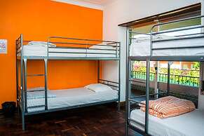 Carcavelos Surf Hostel