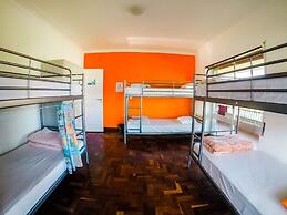 Carcavelos Surf Hostel