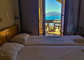 Dionysos Apartments