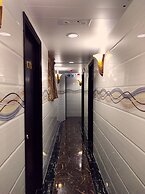 Dhillon Hotel - Hostel
