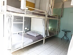 i-smile MeU2 Hostel