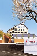 Honjin Sakura-tei