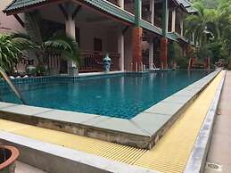 Haad Yao Resort
