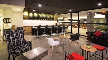 Jira Boutique Residence