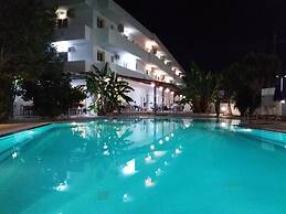 Sotirakis Hotel Studios