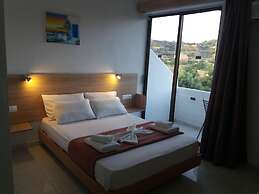 Sotirakis Hotel Studios