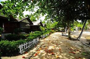 Royal Orchid Resort
