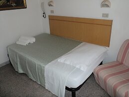 Hotel Angela