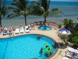 Coral Resort & Bungalows