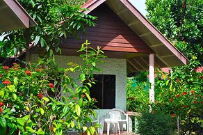 Coral Resort & Bungalows