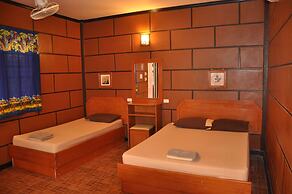 Coral Resort & Bungalows
