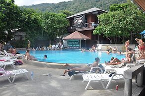 Coral Resort & Bungalows
