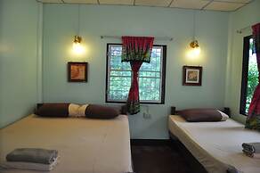 Coral Resort & Bungalows