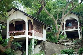Moon Paradise Resort