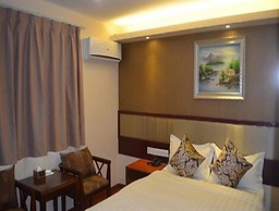 Good Luck Hotel