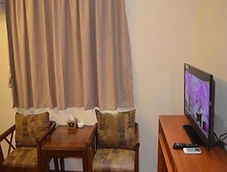 Good Luck Hotel