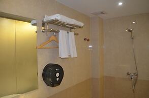 Good Luck Hotel