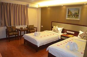 Good Luck Hotel