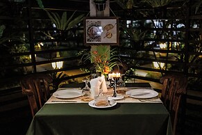 Rossa Garden Hotel Boutique