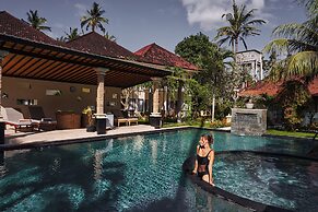 Rossa Garden Hotel Boutique